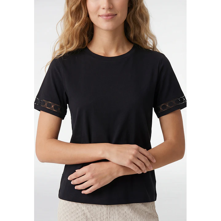 Polera Aplicación Mujer Negro 2