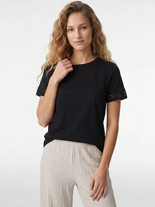 Polera Aplicación Mujer Negro
