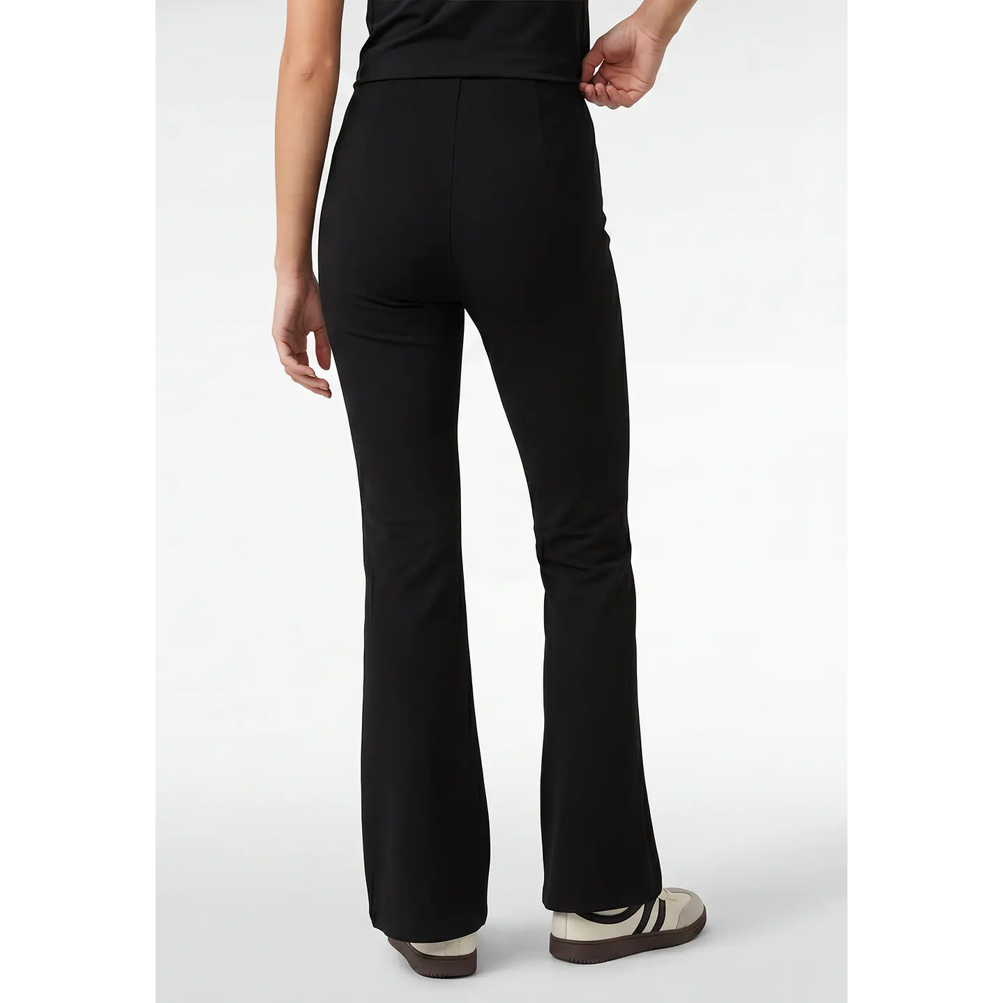 Calza Rib Flare Mujer Negro 2