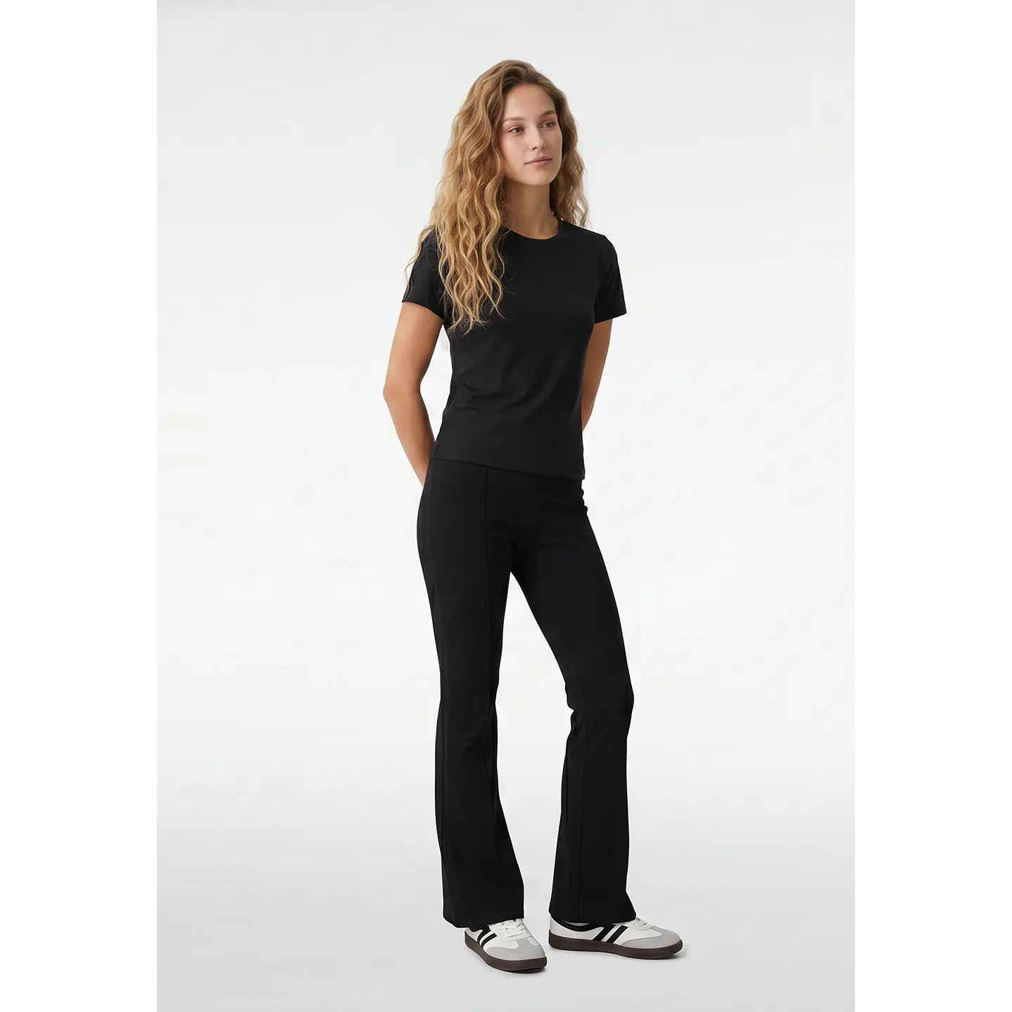 Calza Rib Flare Mujer Negro 3