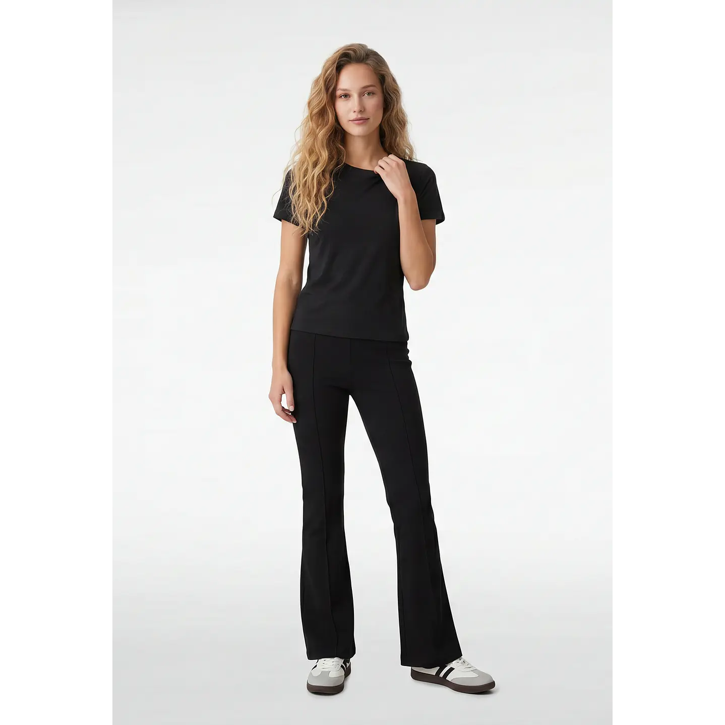 Calza Rib Flare Mujer Negro 4