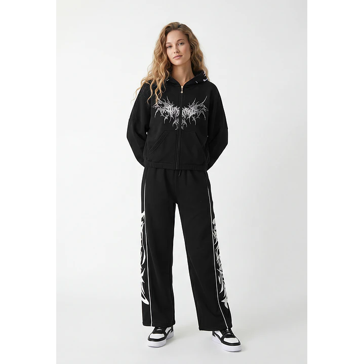 Buzo Gothic Mujer Negro 4