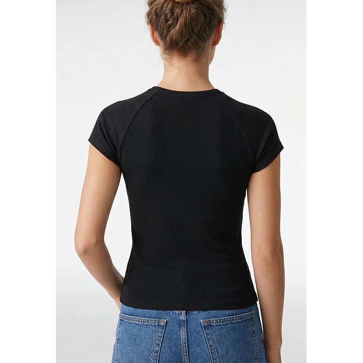 Polera Abertura Costado Mujer Negro 3