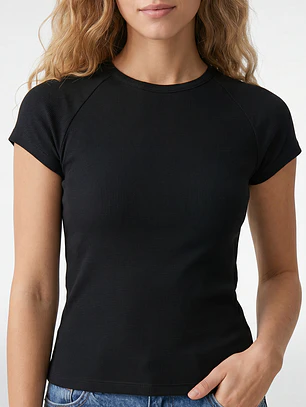 Polera Abertura Costado Mujer Negro