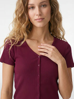 Polera Botones Mujer Burdeo