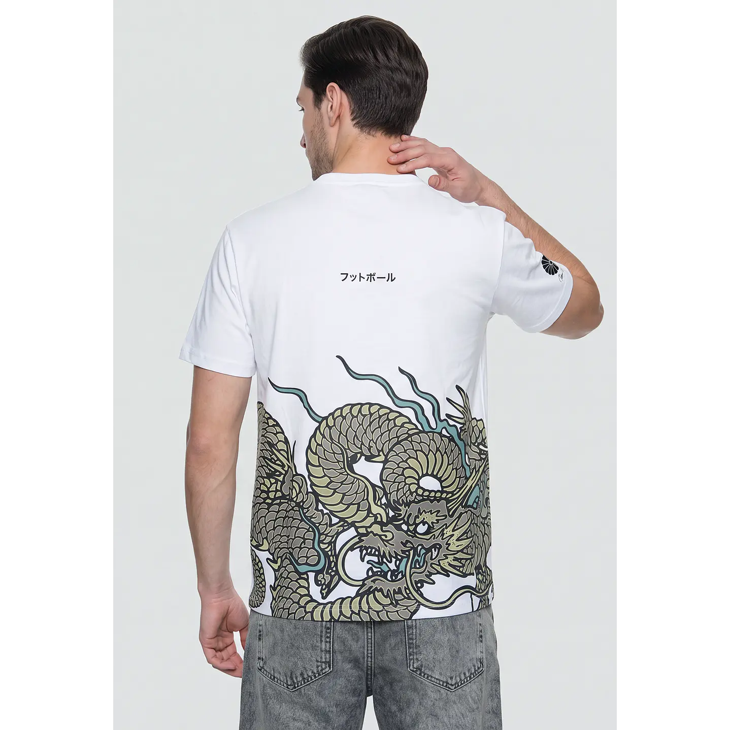 Polera Dragones Relaxed Hombre Blanco 2