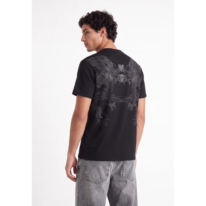 Polera Dragones Relaxed Hombre Negro 2