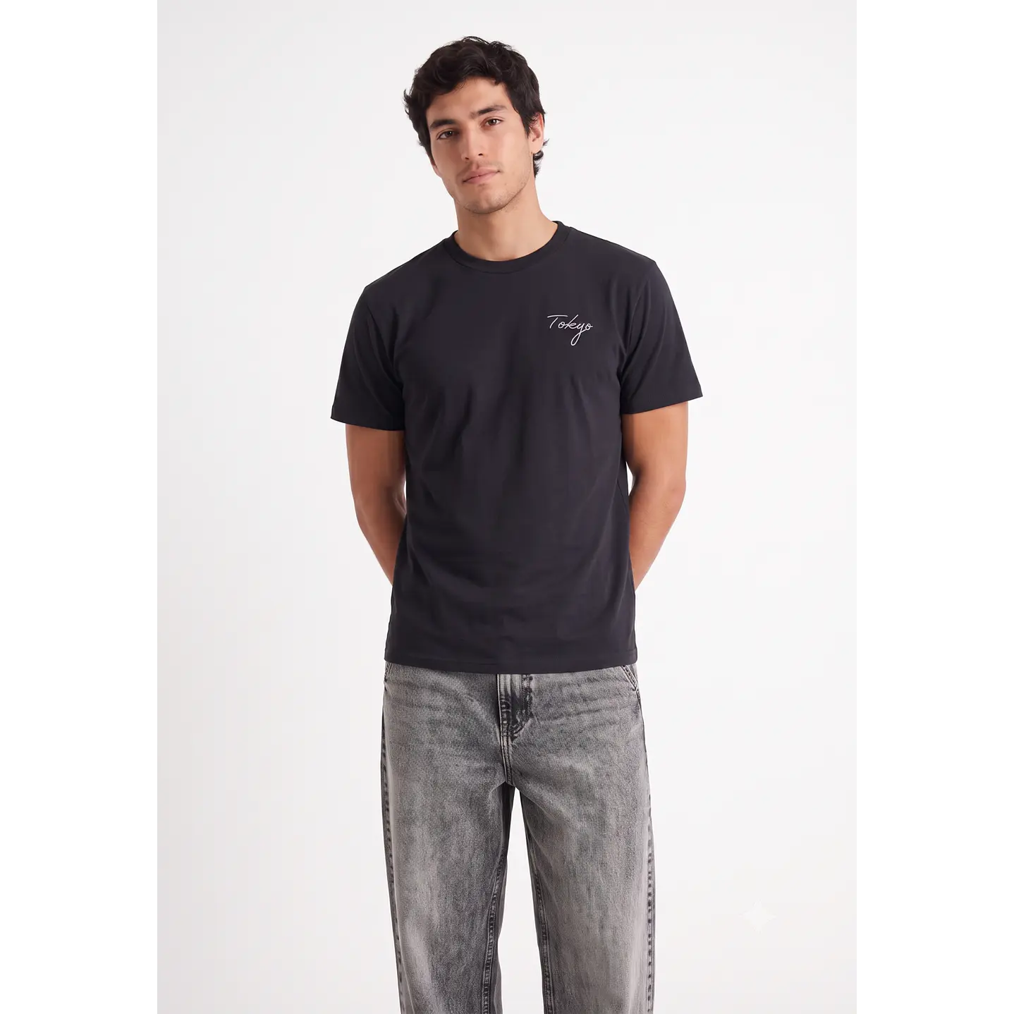 Polera Dragones Relaxed Hombre Negro 1