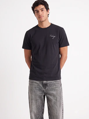 Polera Dragones Relaxed Hombre Negro