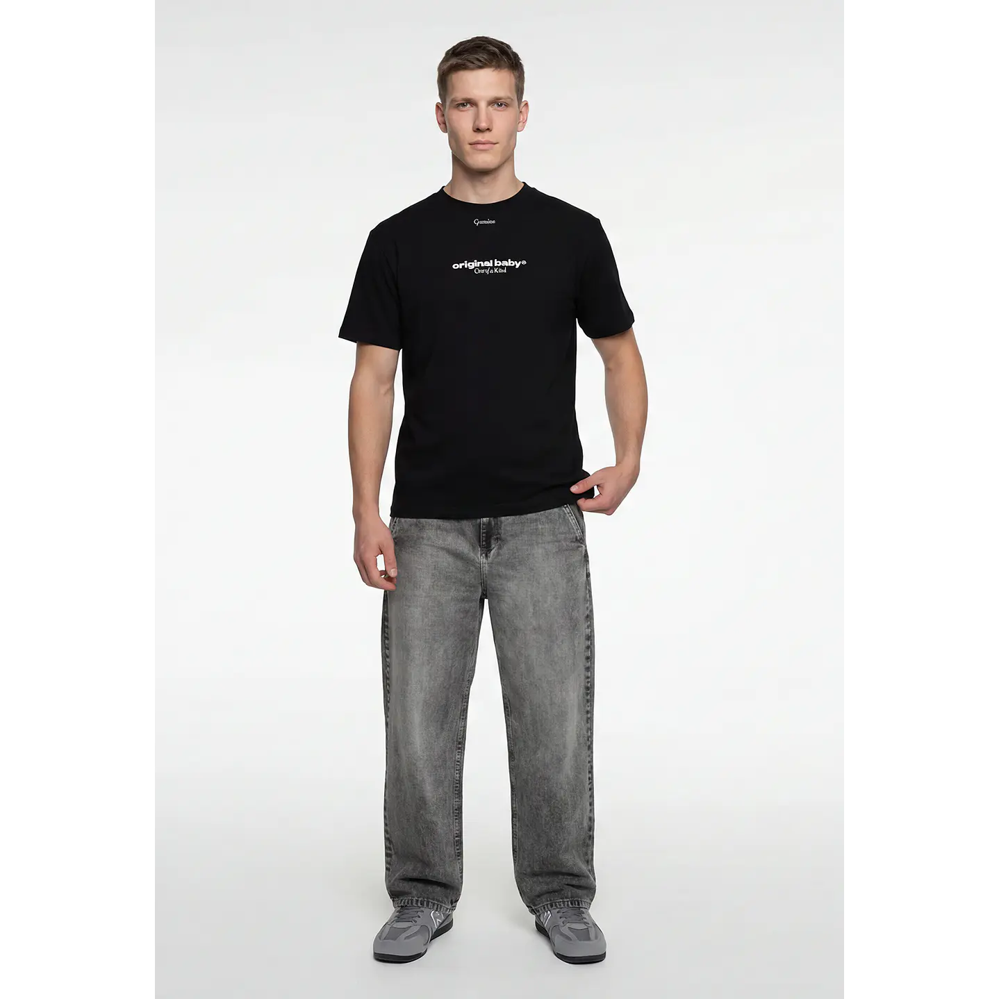 Polera Llavero Hombre Negro 3