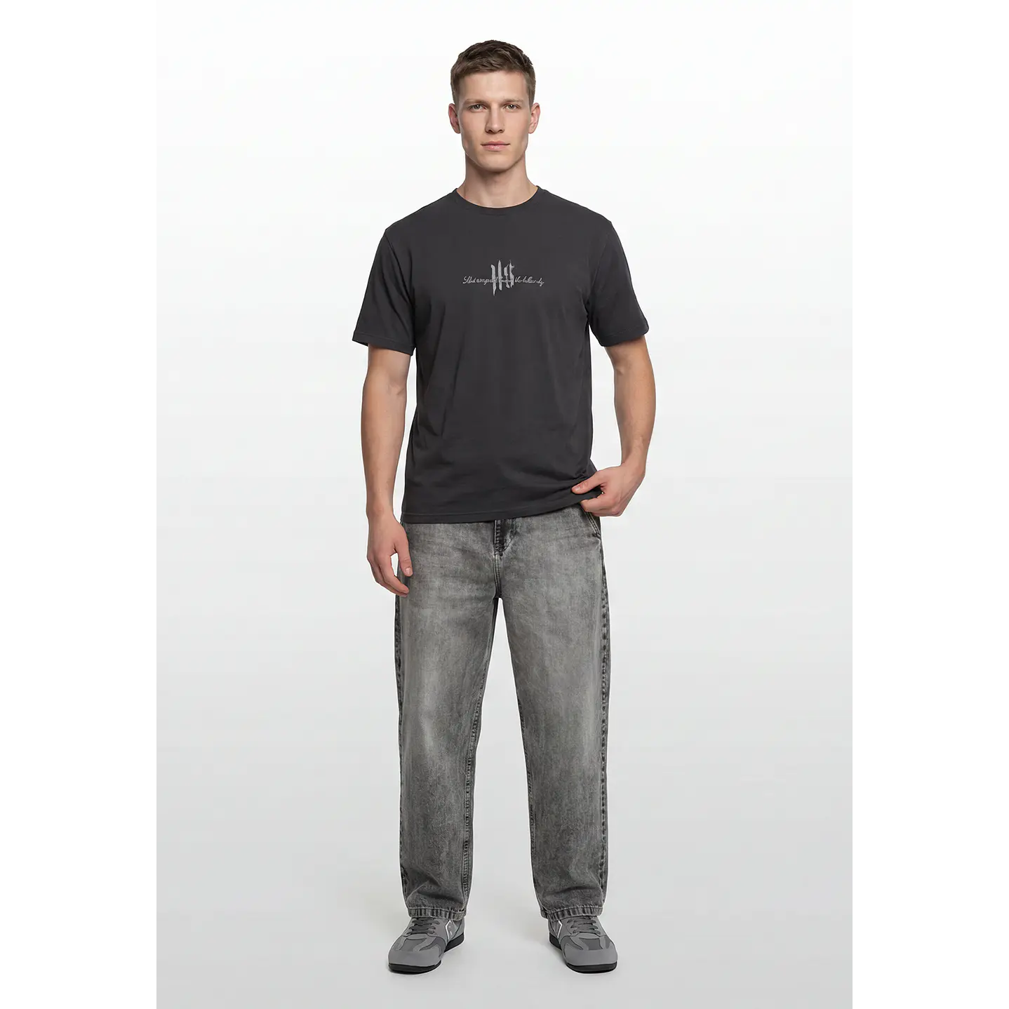 Polera Gothic Hombre Gris 3