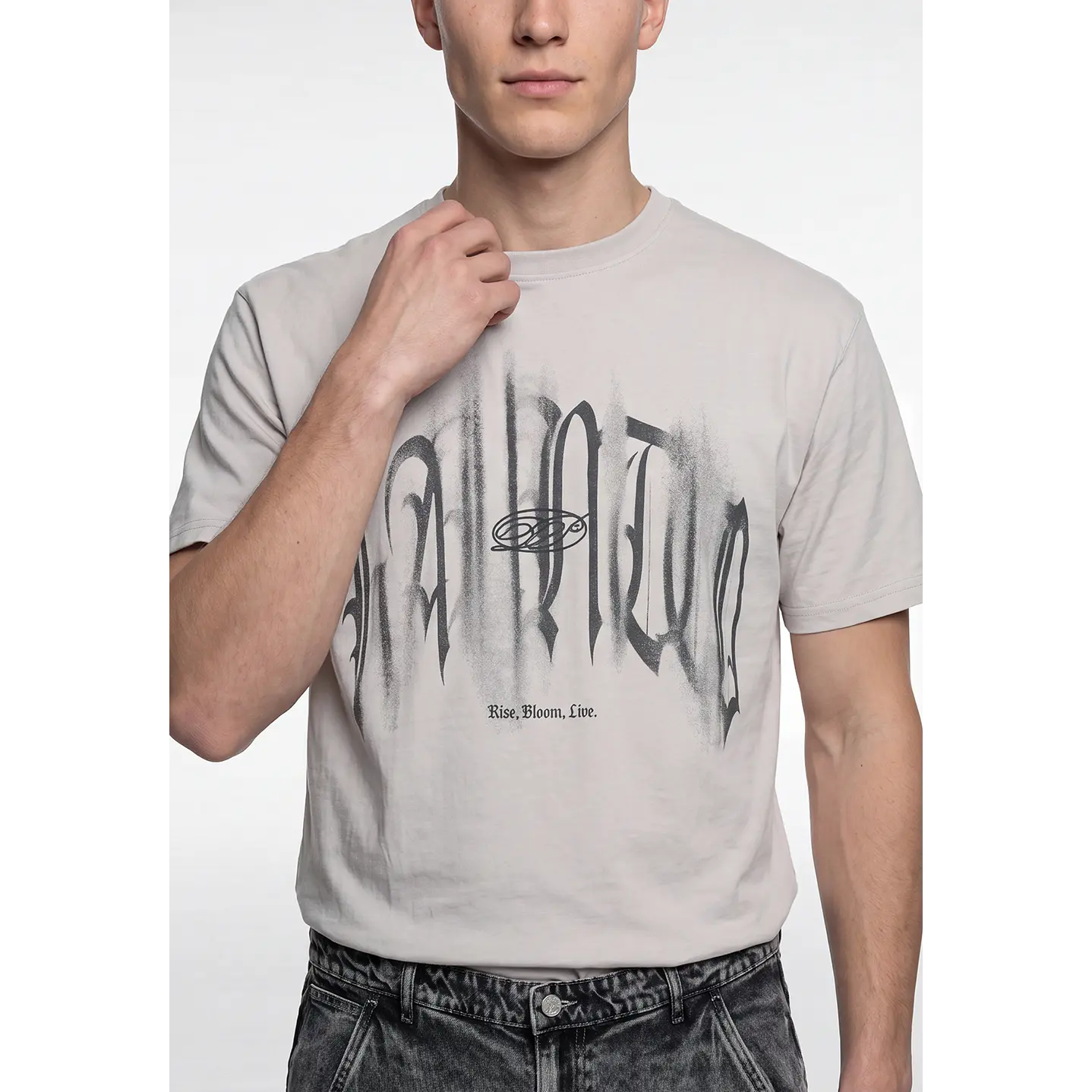 Polera Gothic Hombre Blanco 4