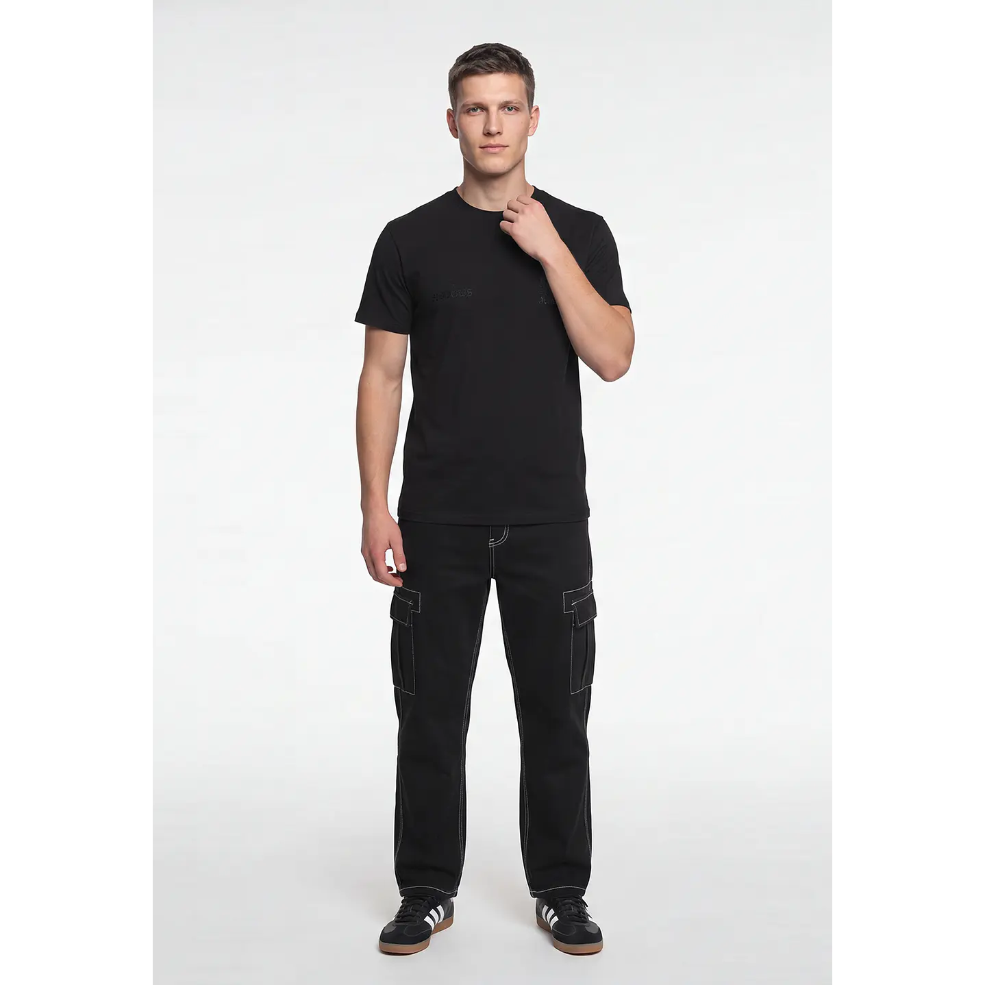 Polera Básica Hombre Negro 2