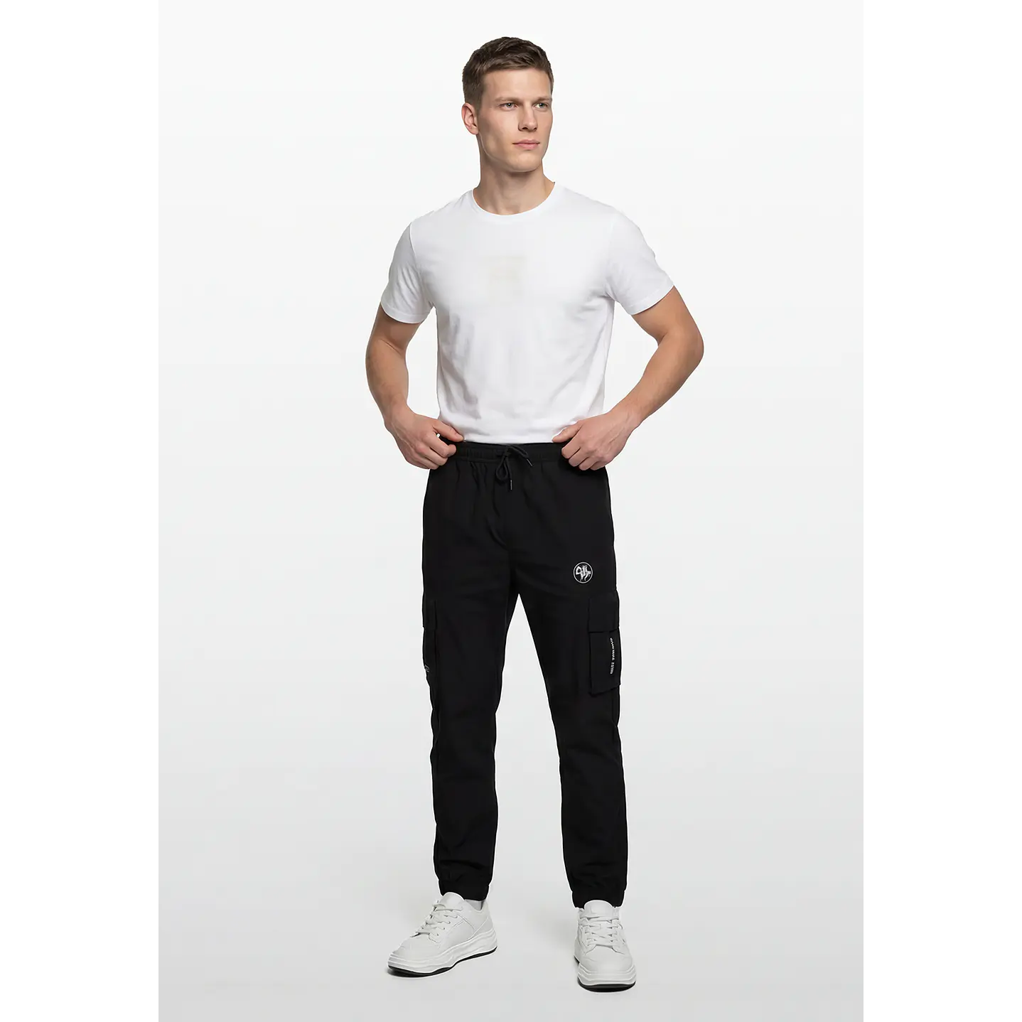 Pantalón Cargo Hombre Negro 2