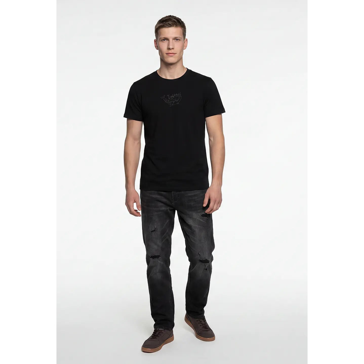 Polera Bordado 3D Hombre Negro 2