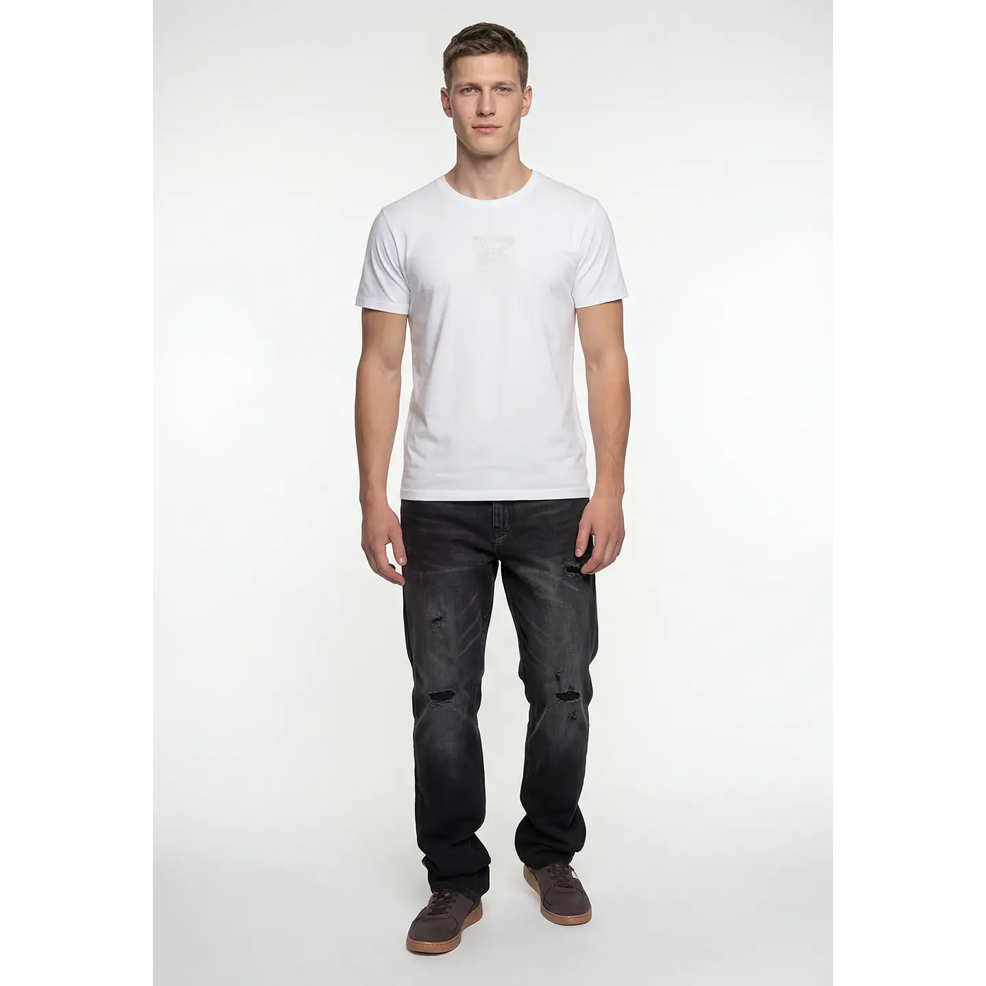 Polera Bordado 3D Hombre Blanco 2