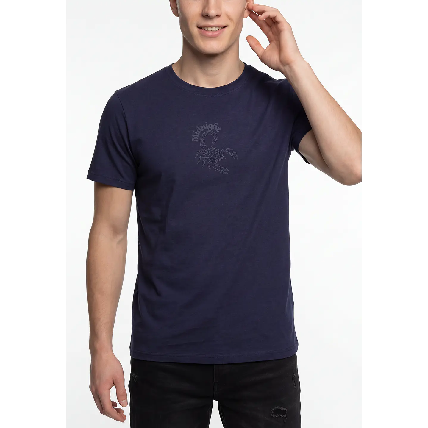 Polera Bordado 3D Hombre Azul 4
