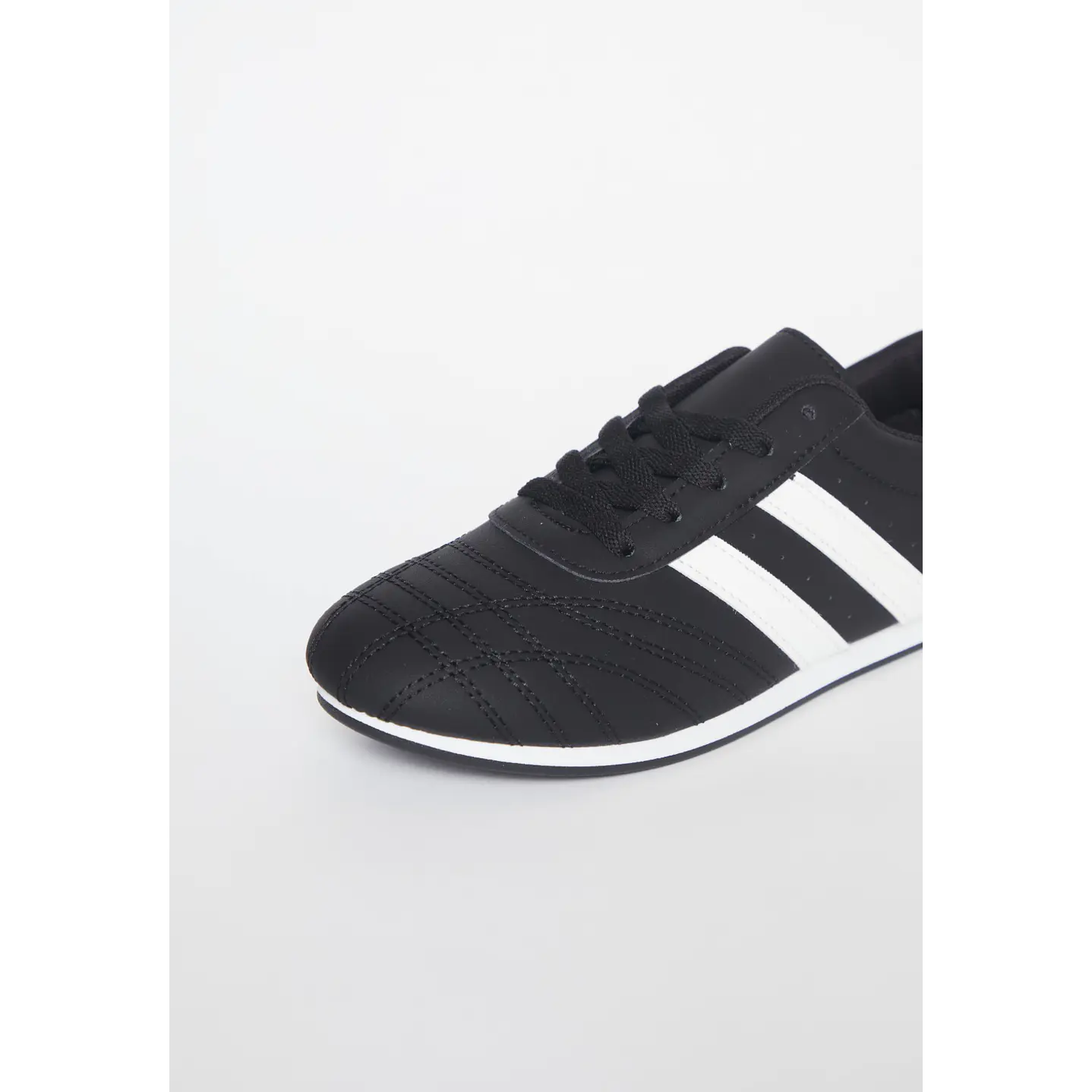 Zapatilla Urbana Mujer Negro 3