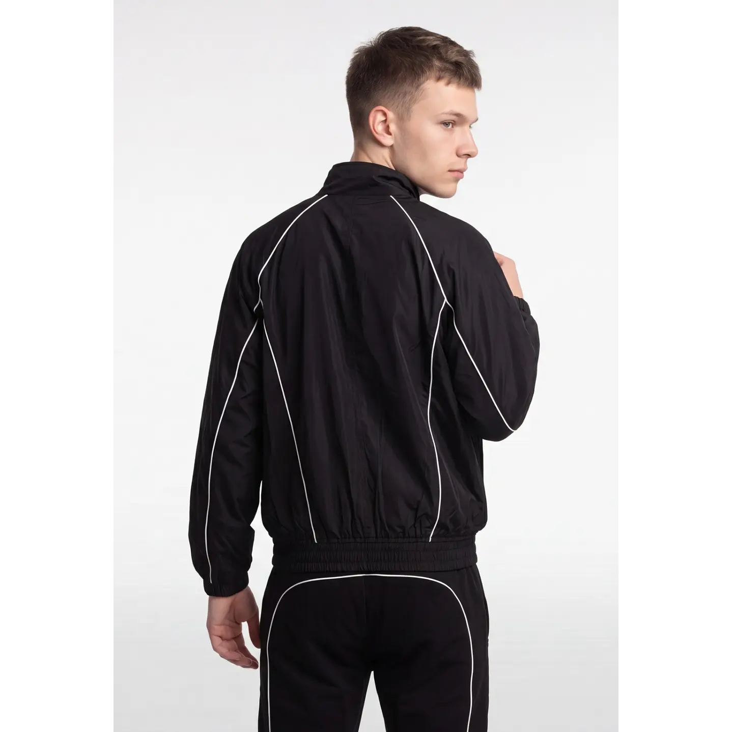 Cortaviento Lineas Hombre Negro 2