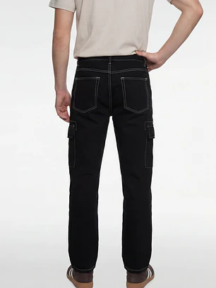 Jeans Contraste Cargo Hombre Negro