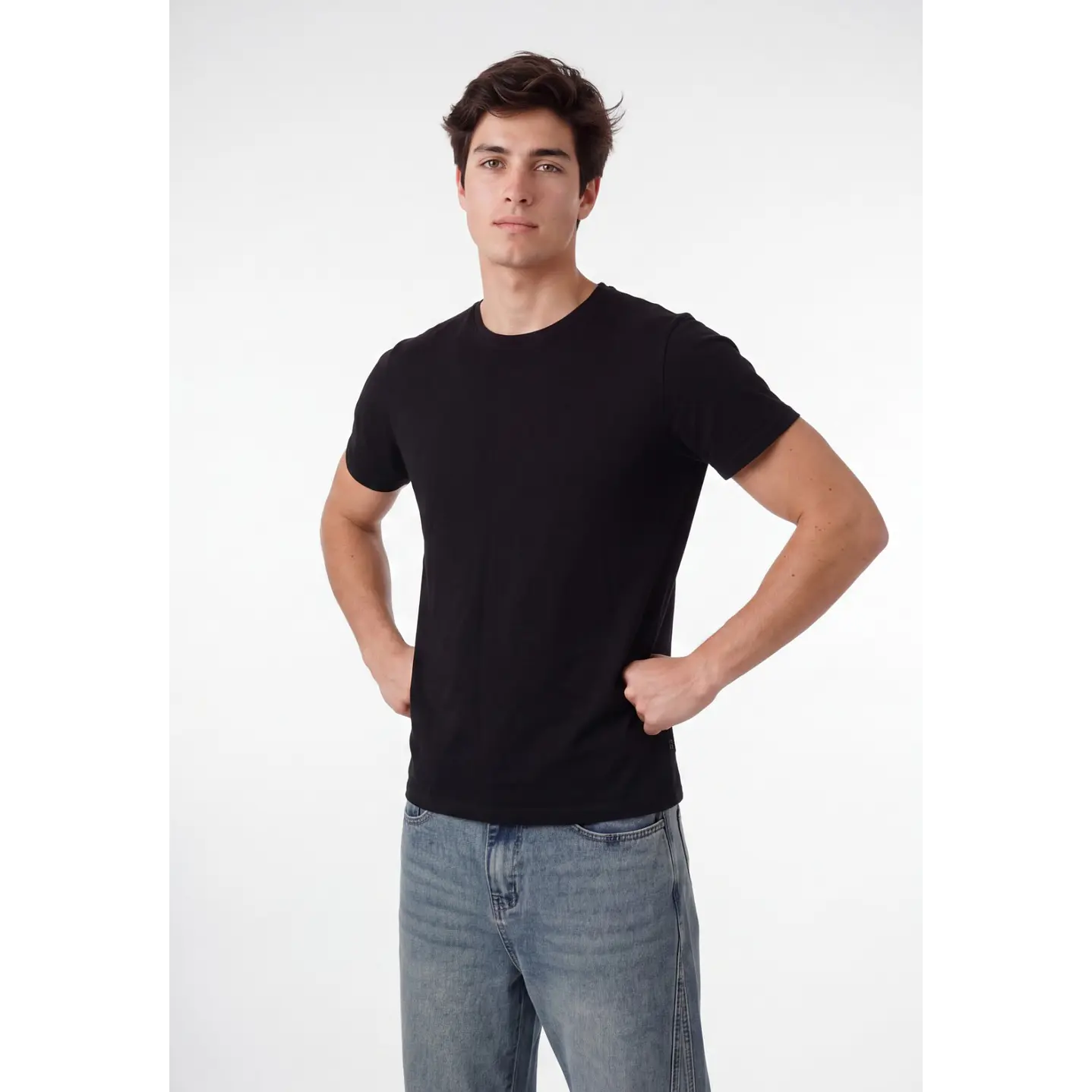 Polera Básica Hombre Negro 1