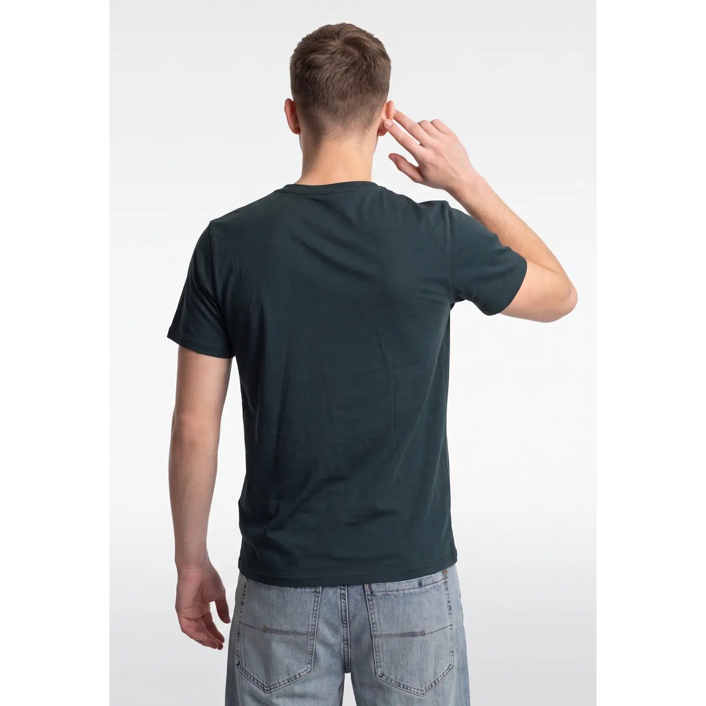 Polera Básica Cuello V Hombre Verde 2