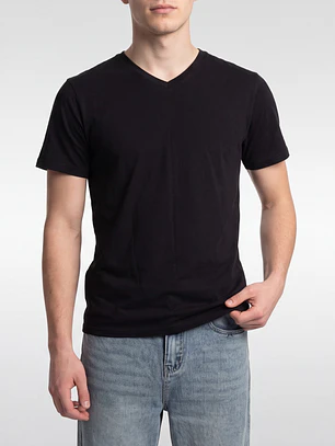 Polera Básica Cuello V Hombre Negro