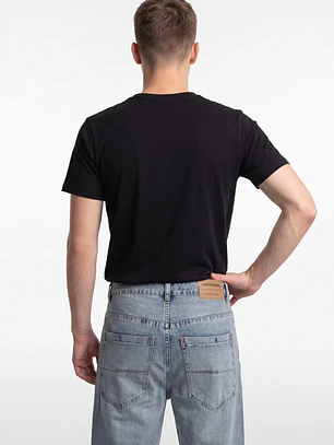 Polera Básica Cuello V Hombre Negro