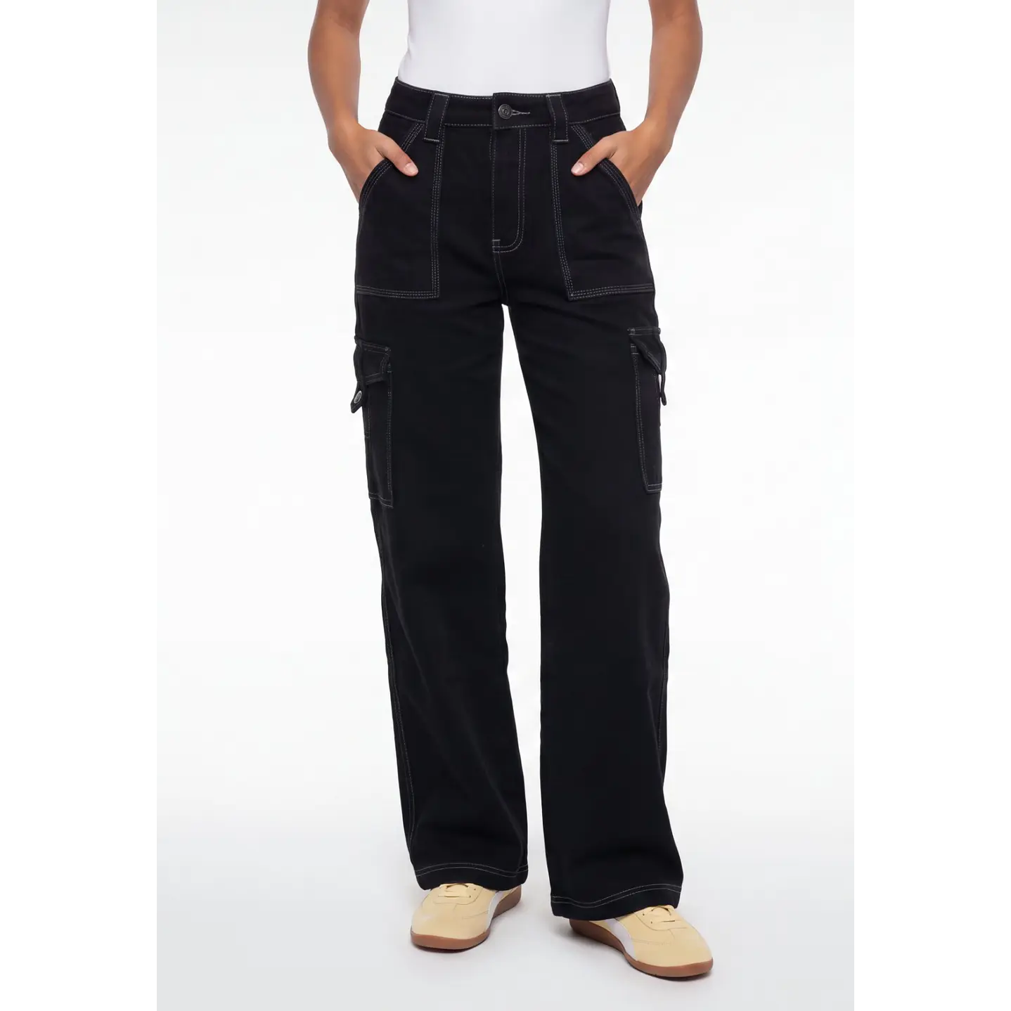 Jeans Contraste Cargo Mujer Negro 1
