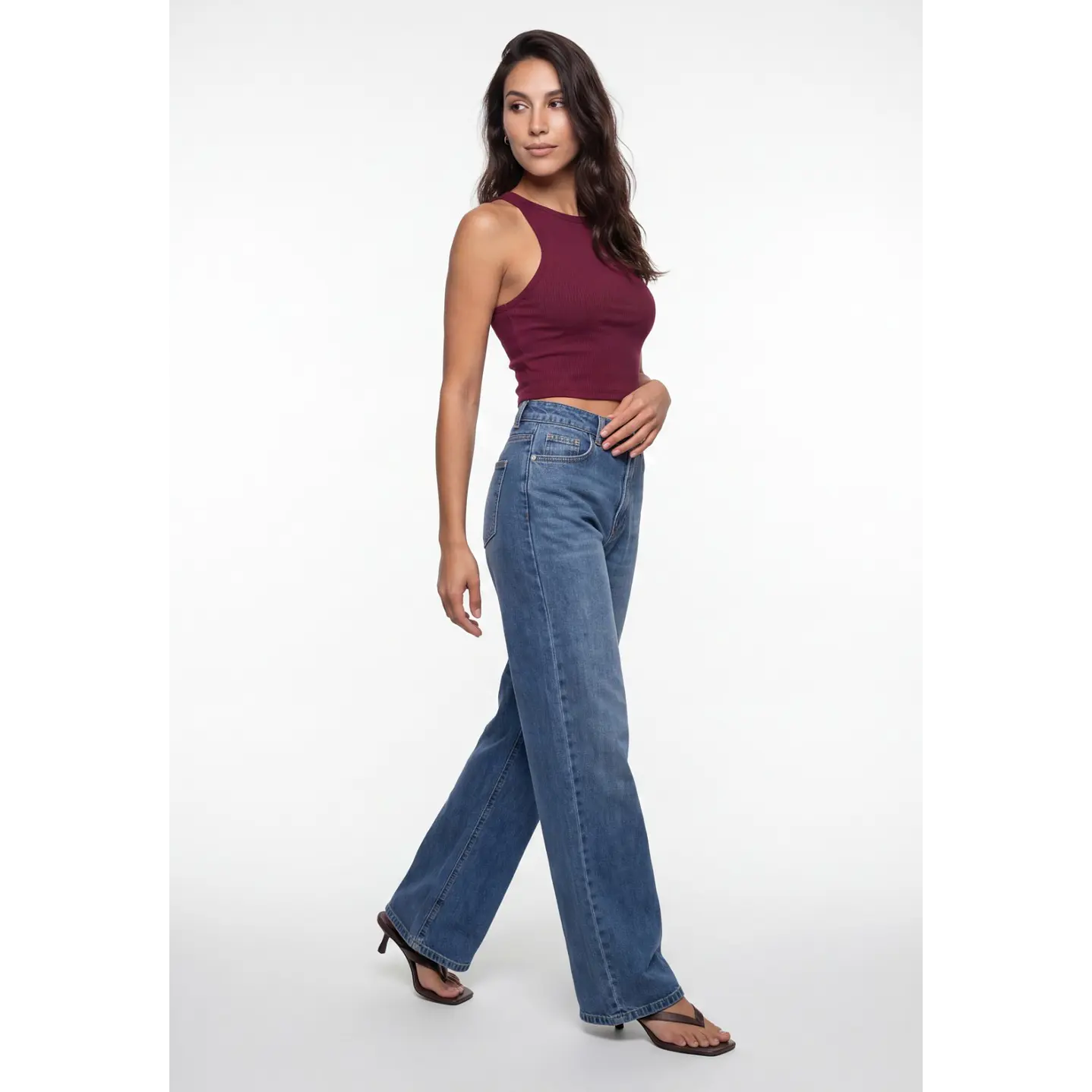 Polera Halter Mujer Burdeo 3