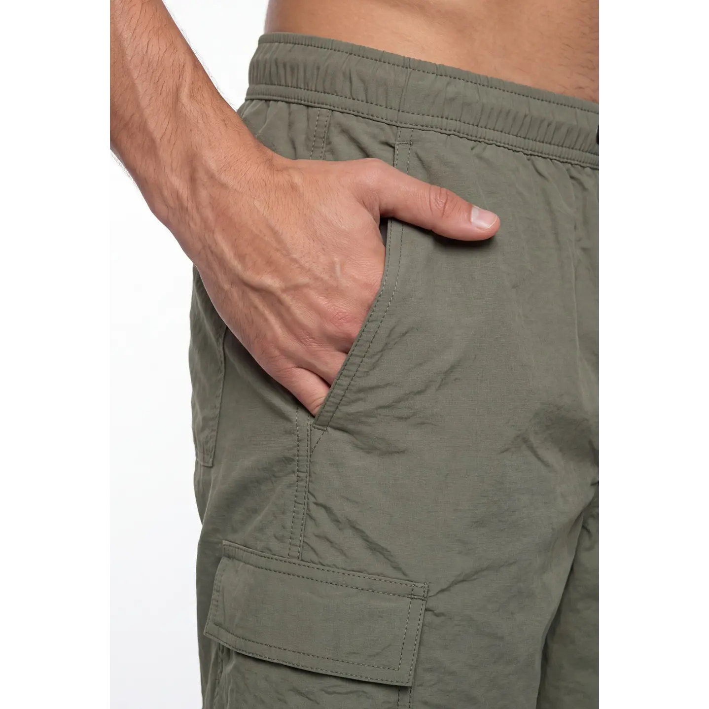 Bermuda Hibrido Cargo Hombre Verde 4
