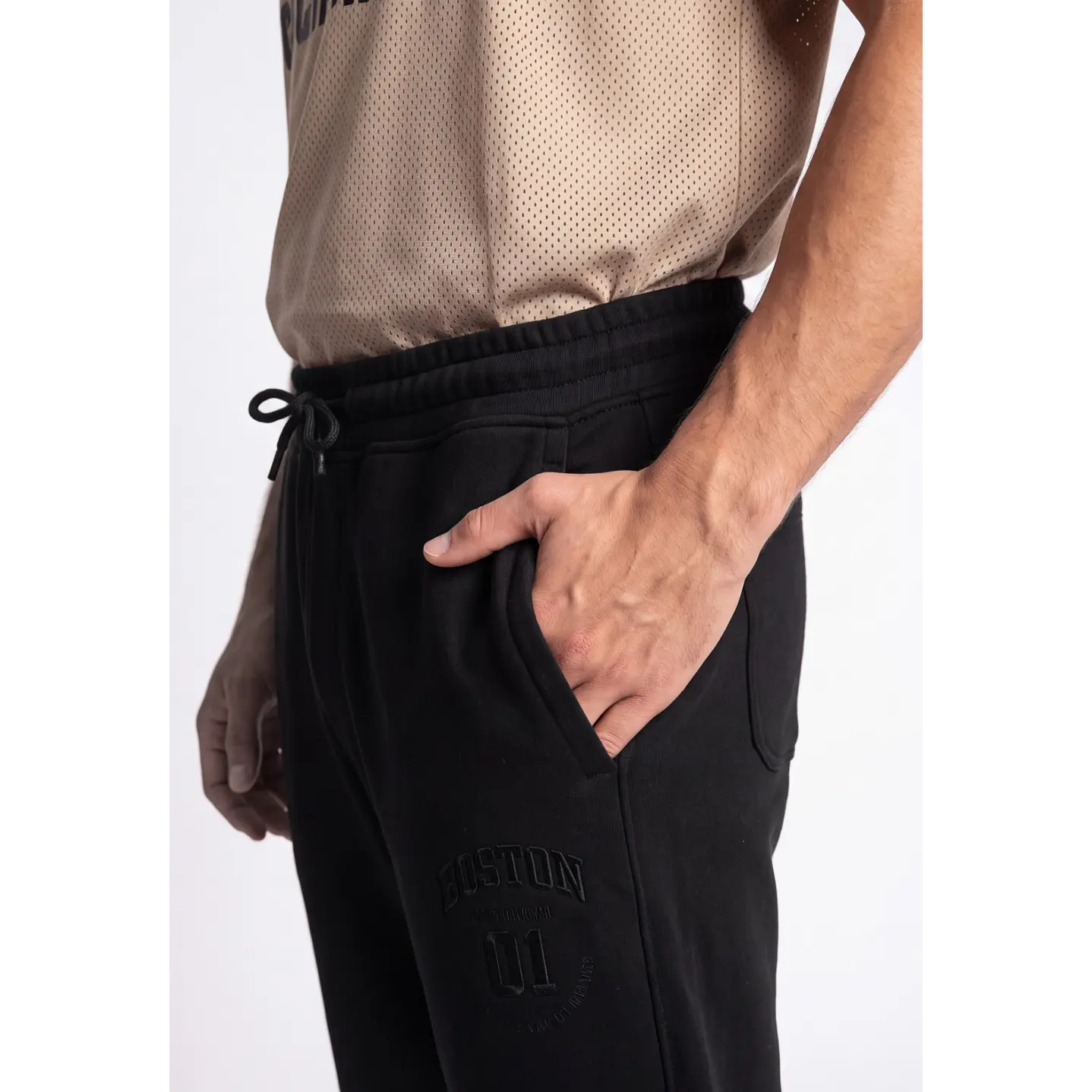Buzo Boston Jogger Hombre Negro 4