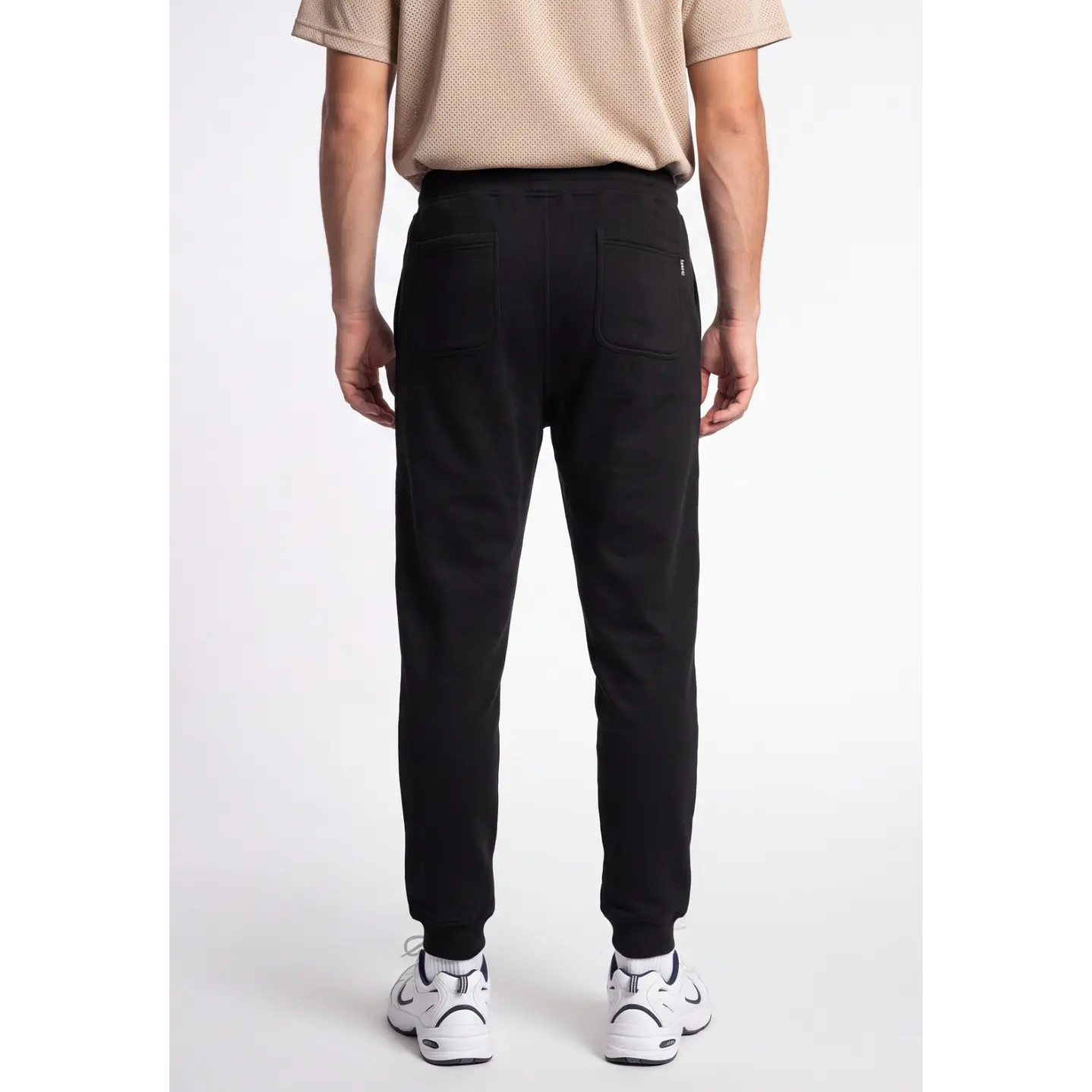 Buzo Boston Jogger Hombre Negro 2