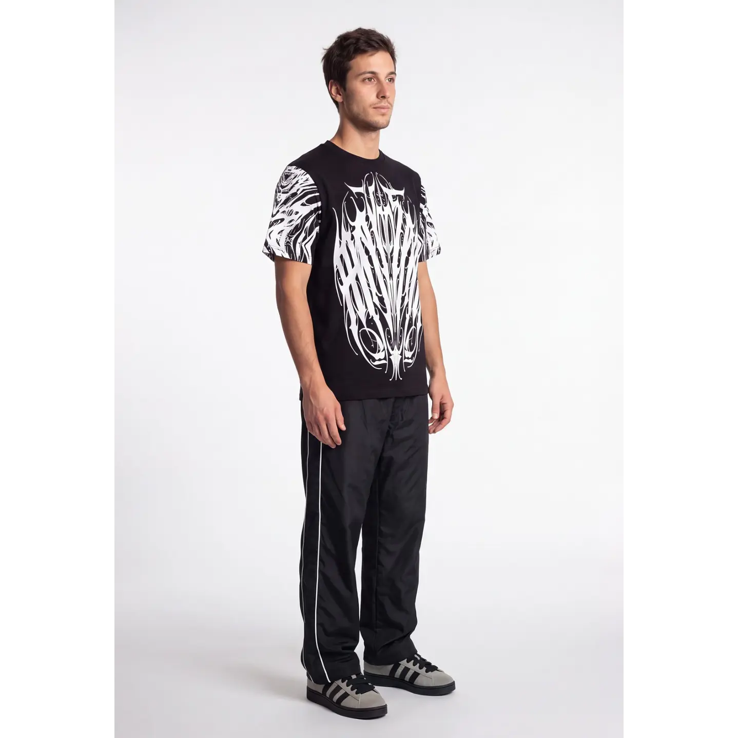 Buzo Lineas Hombre Negro 3
