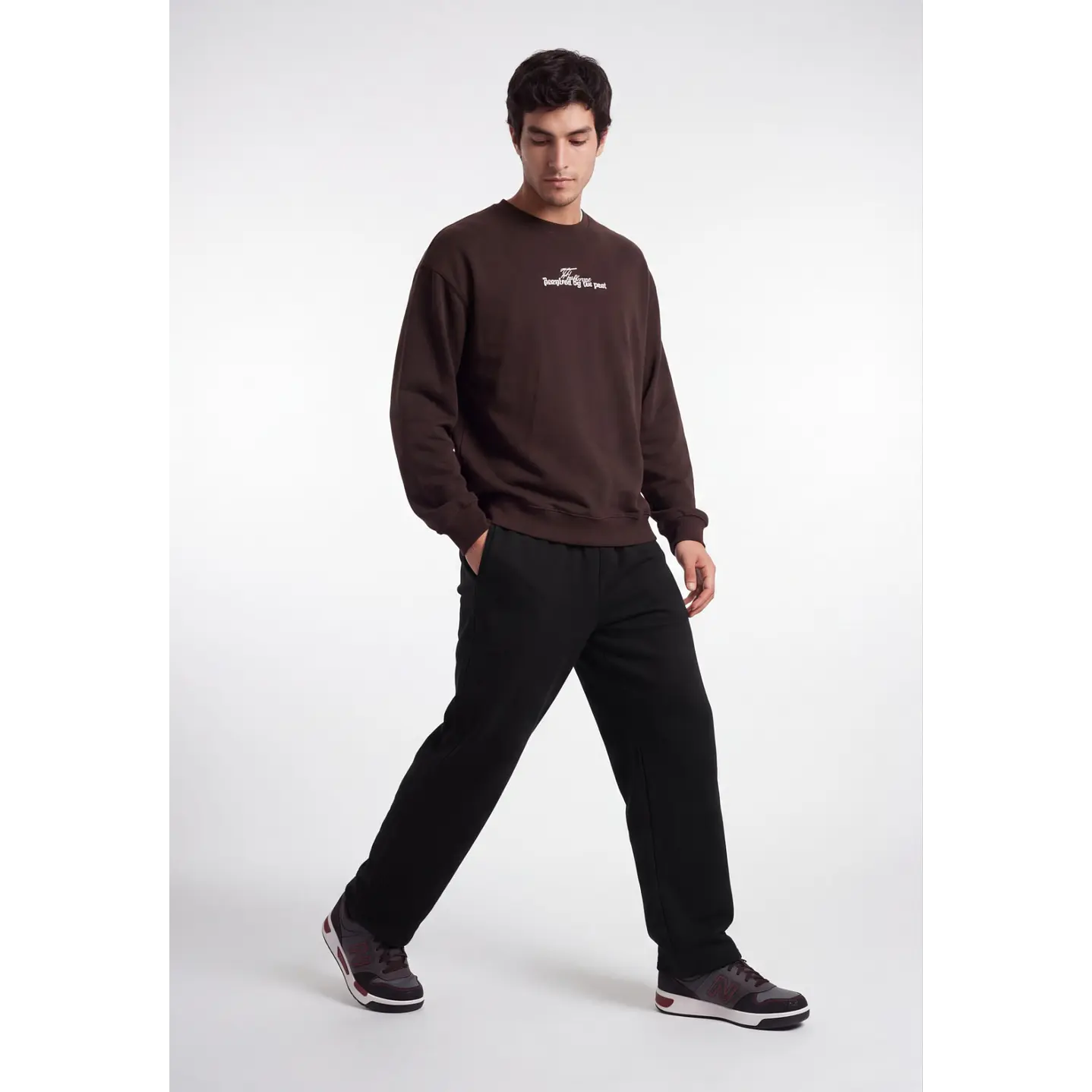 Buzo Básico Regular Hombre Negro 3