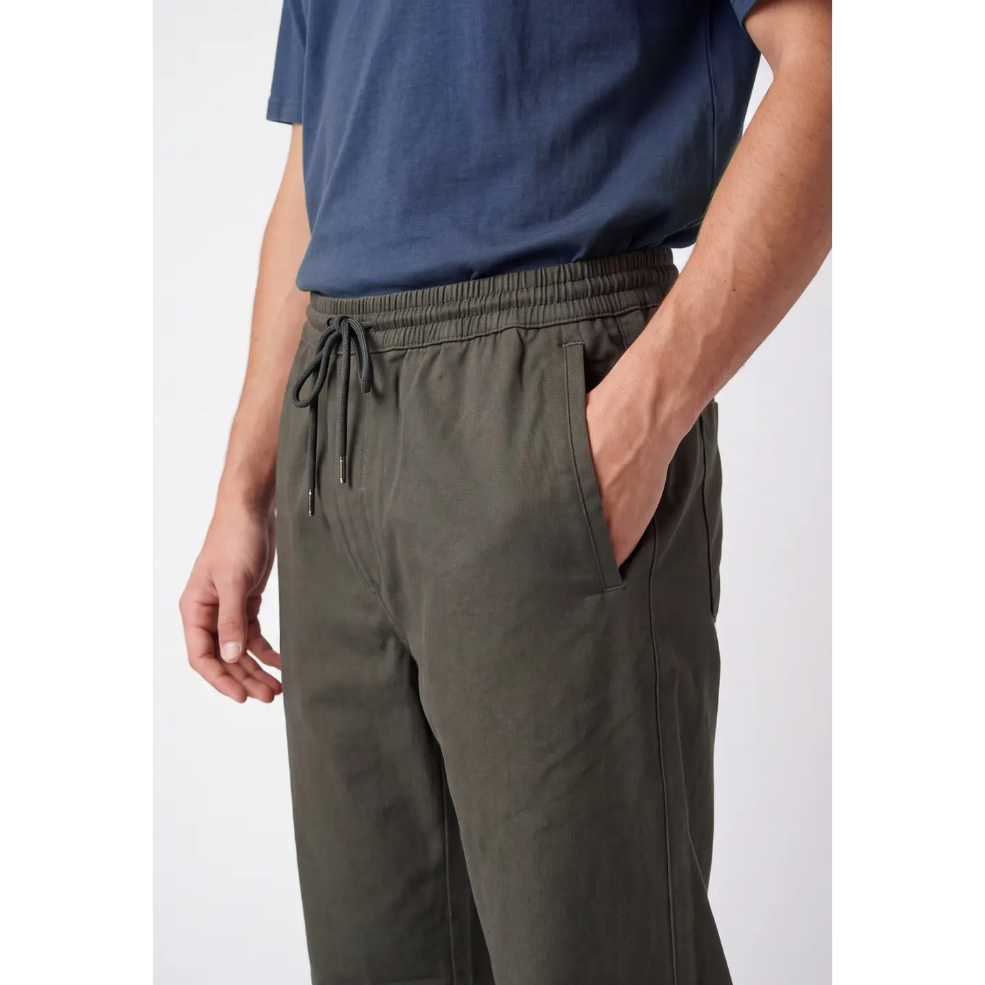 Pantalón Básico Jogger Hombre Kaki 4
