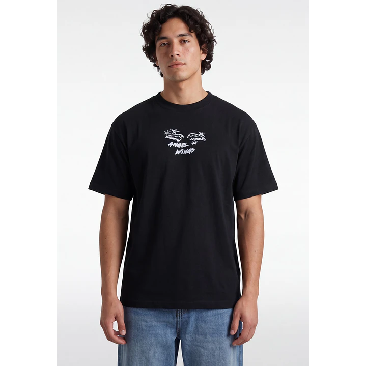 Polera Grafitti Hombre Negro 4