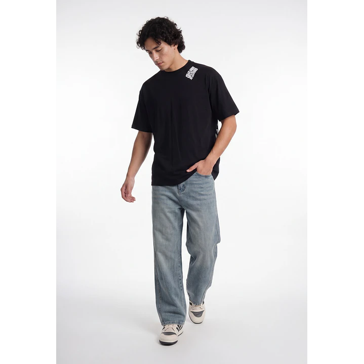 Polera Relieve 3D Relaxed Hombre Negro 3