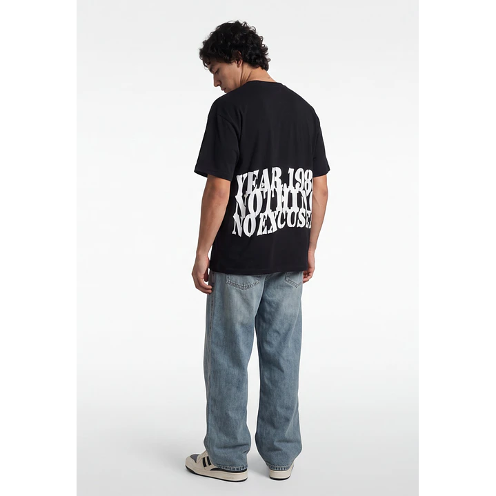 Polera Relieve 3D Relaxed Hombre Negro 1