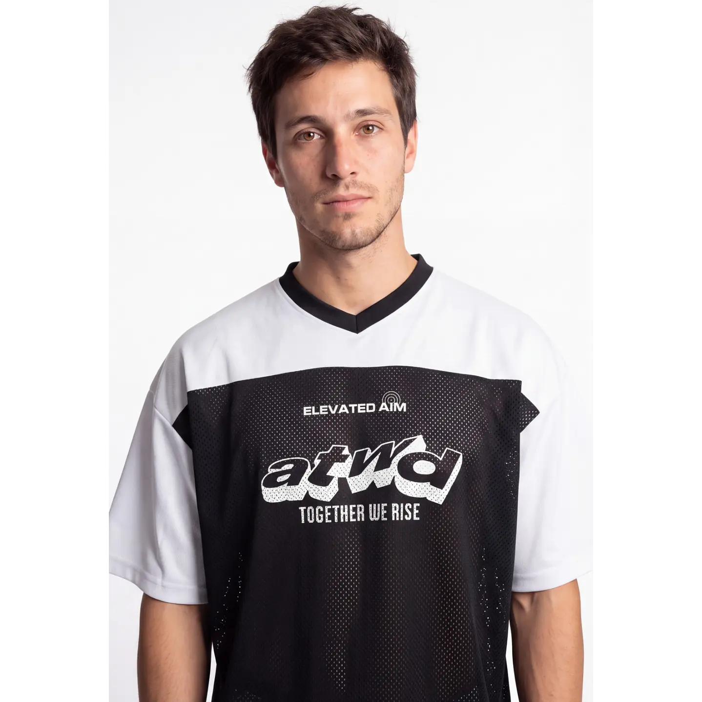 Polera Elevated Hombre Negro 4