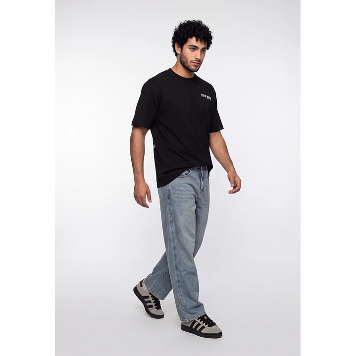 Polera NYC Hombre Negro 3