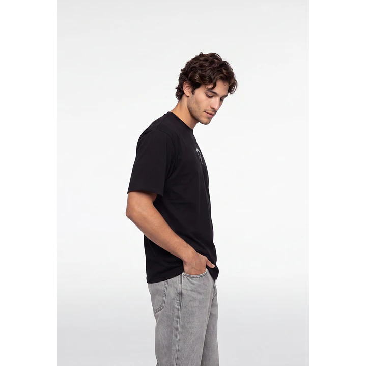 Polera Broken Hombre Negro 4