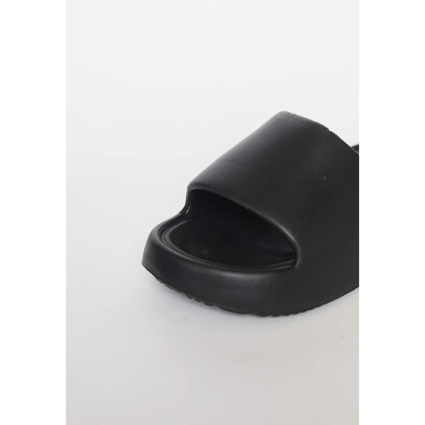 Zueco Slippers Soft Mujer Negro 3