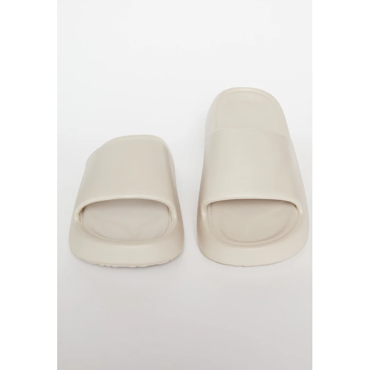 Zueco Slippers Soft Mujer Beige 2