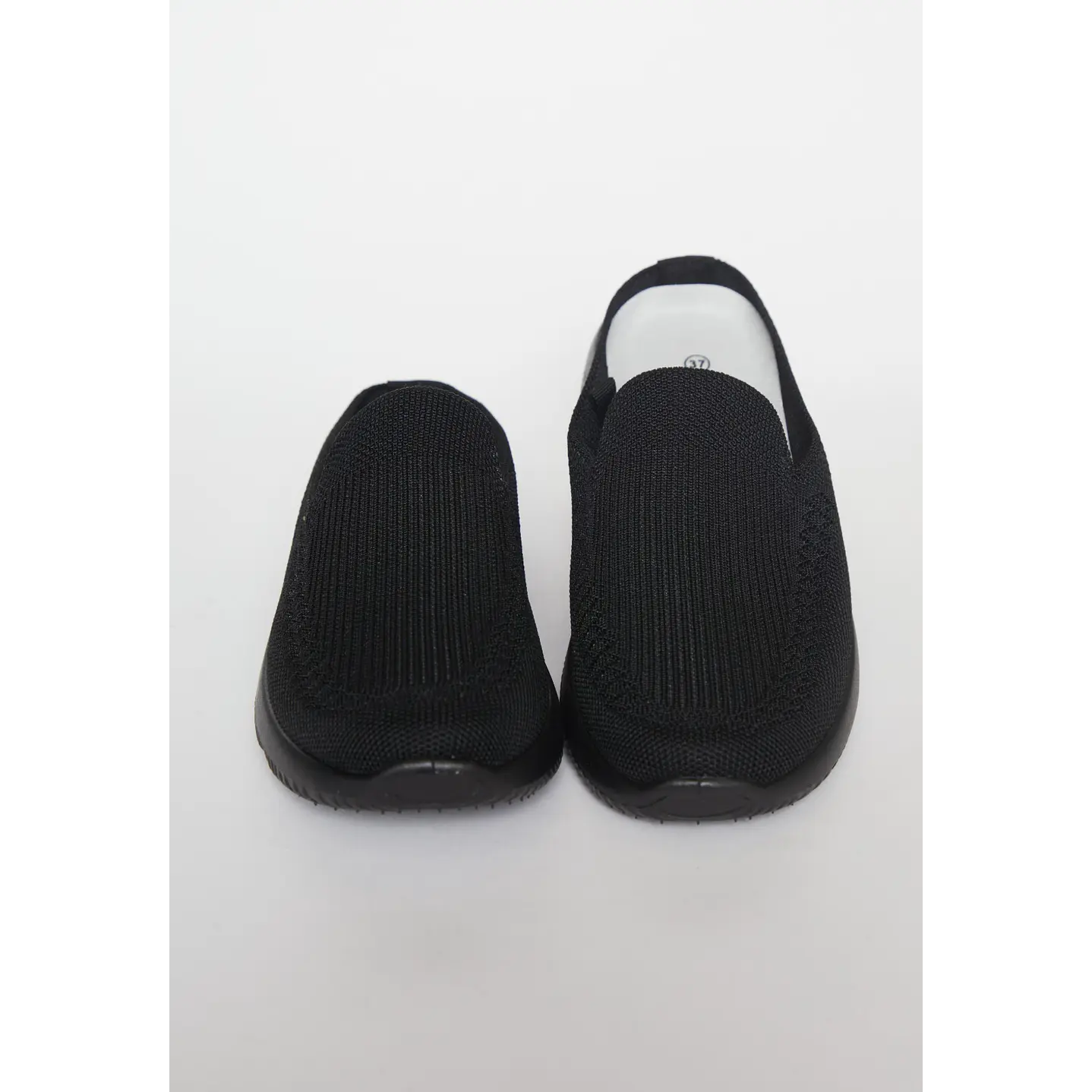Zapatilla Mule Mujer Negro 2
