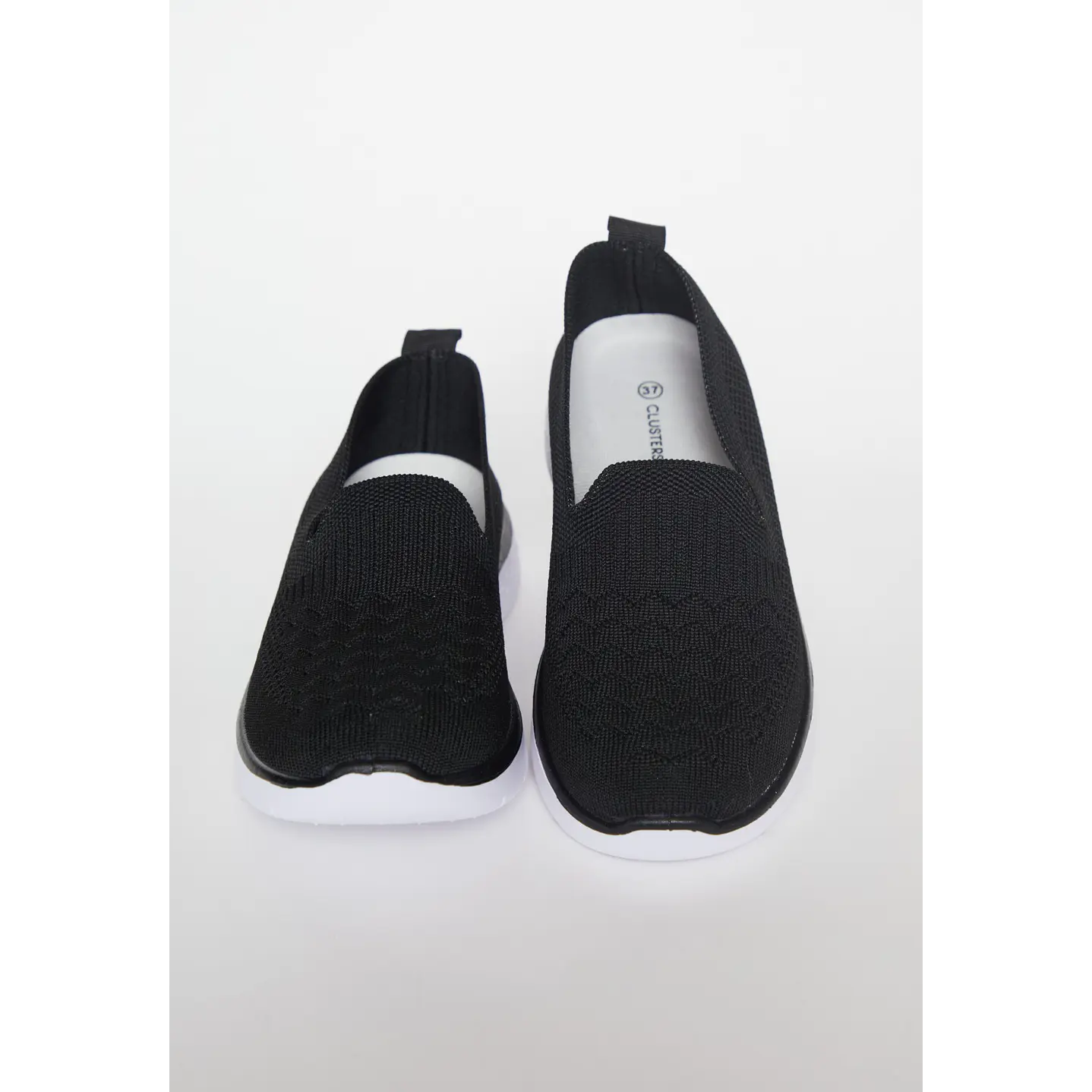 Zapatilla Slip-On Mujer Negro 2