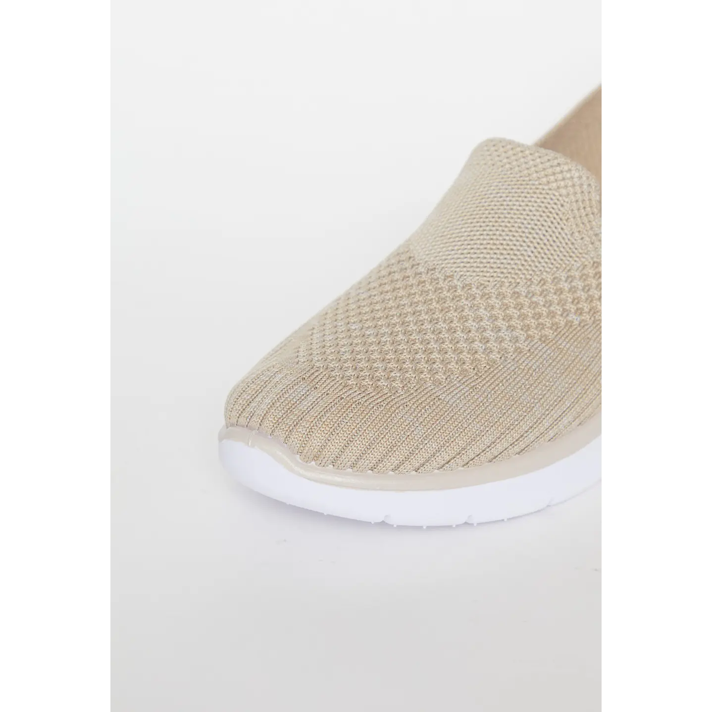 Zapatilla Slip-On Mujer Beige 3