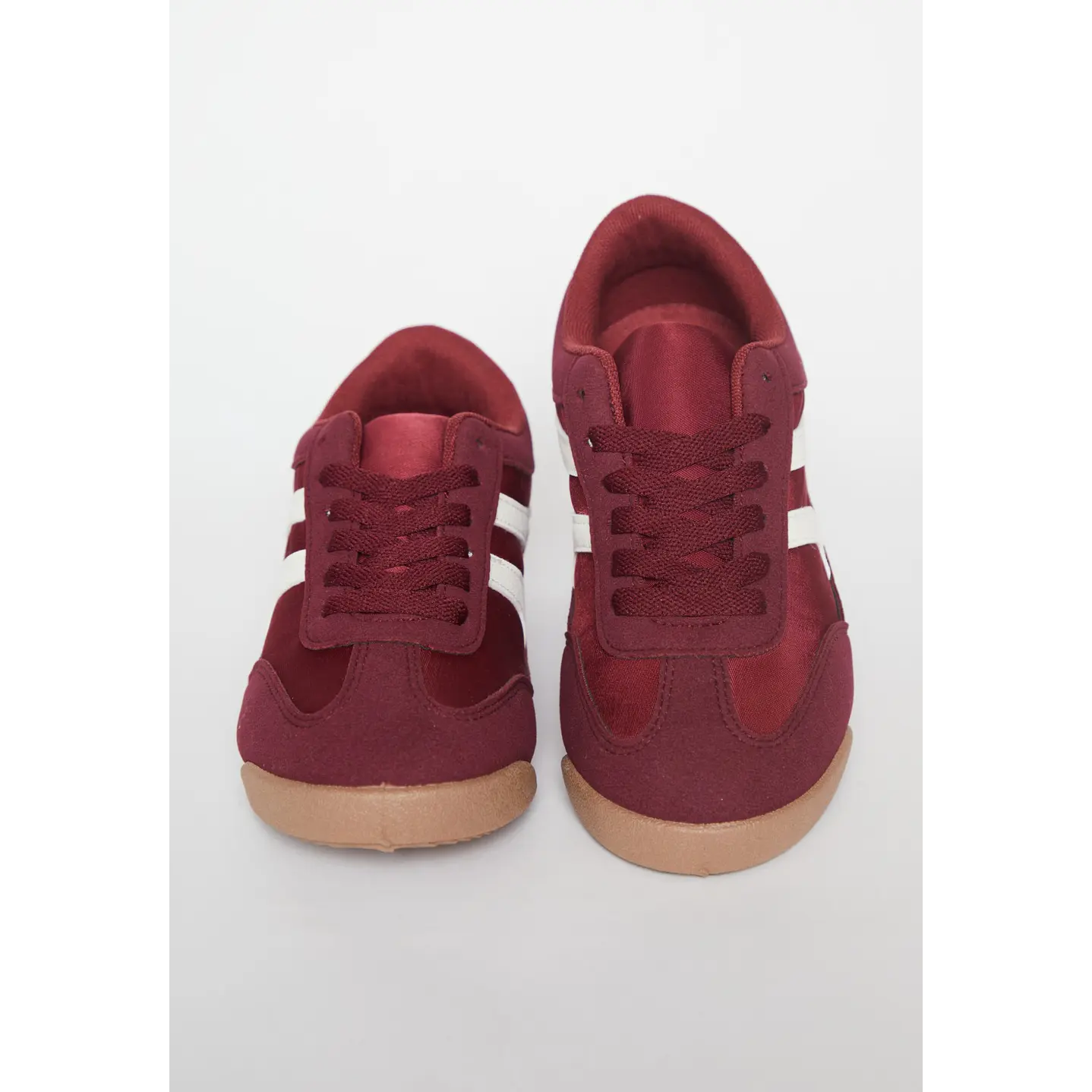 Zapatilla Urbana Mujer Burdeo 2