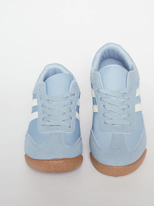 Zapatilla Urbana Mujer Celeste