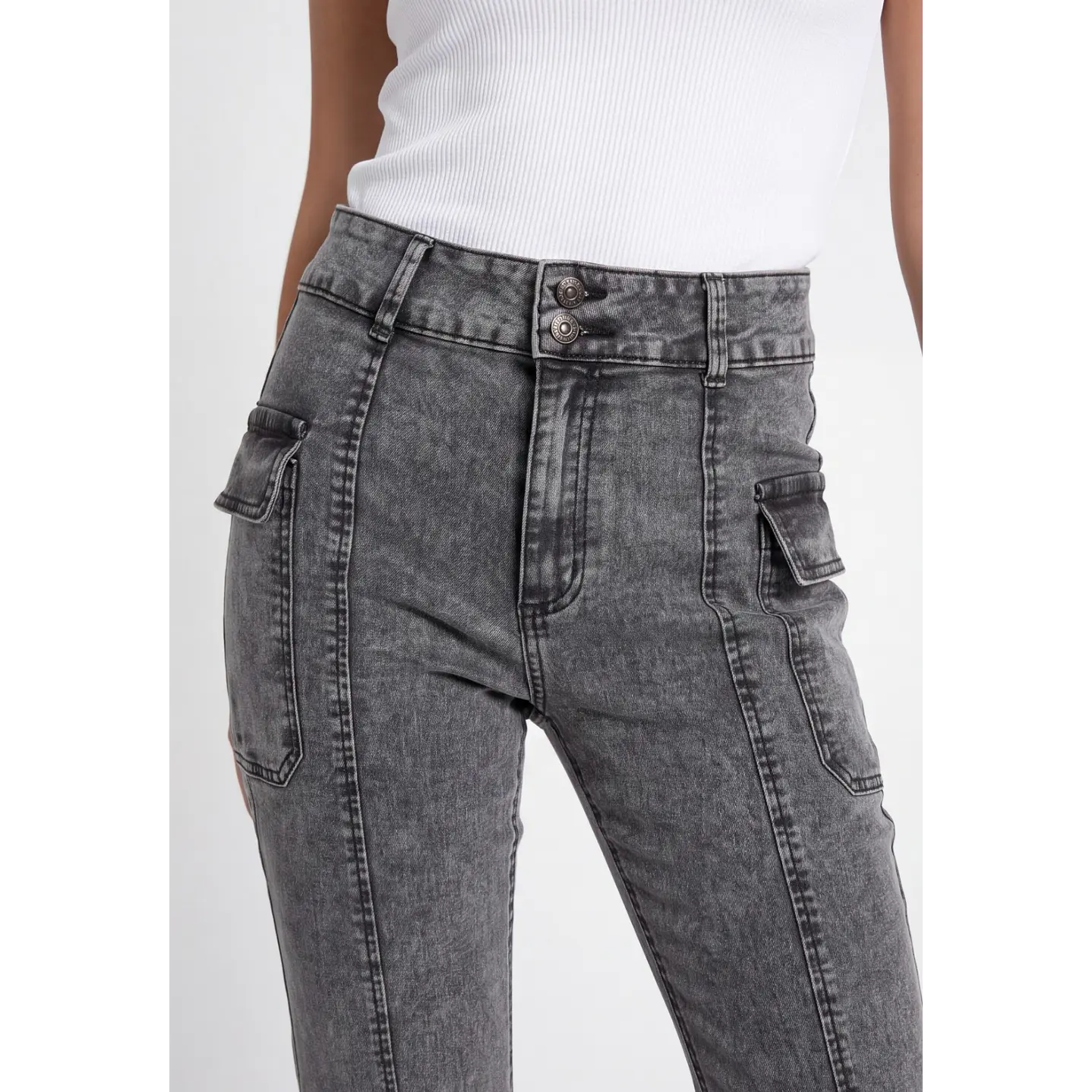 Jeans Costuras Flare Mujer Gris 4